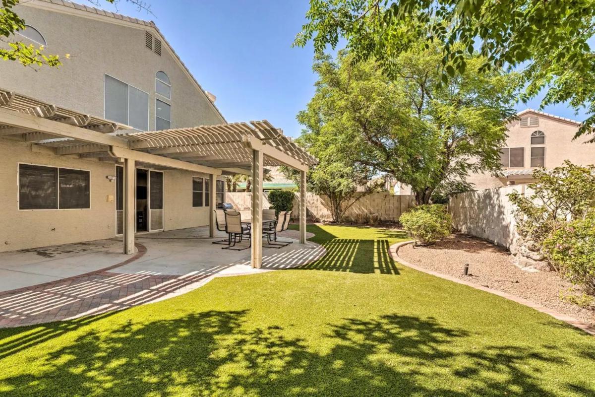 A Beautiful House With Hot Tub, Grill & Games! Villa Las Vegas Luaran gambar