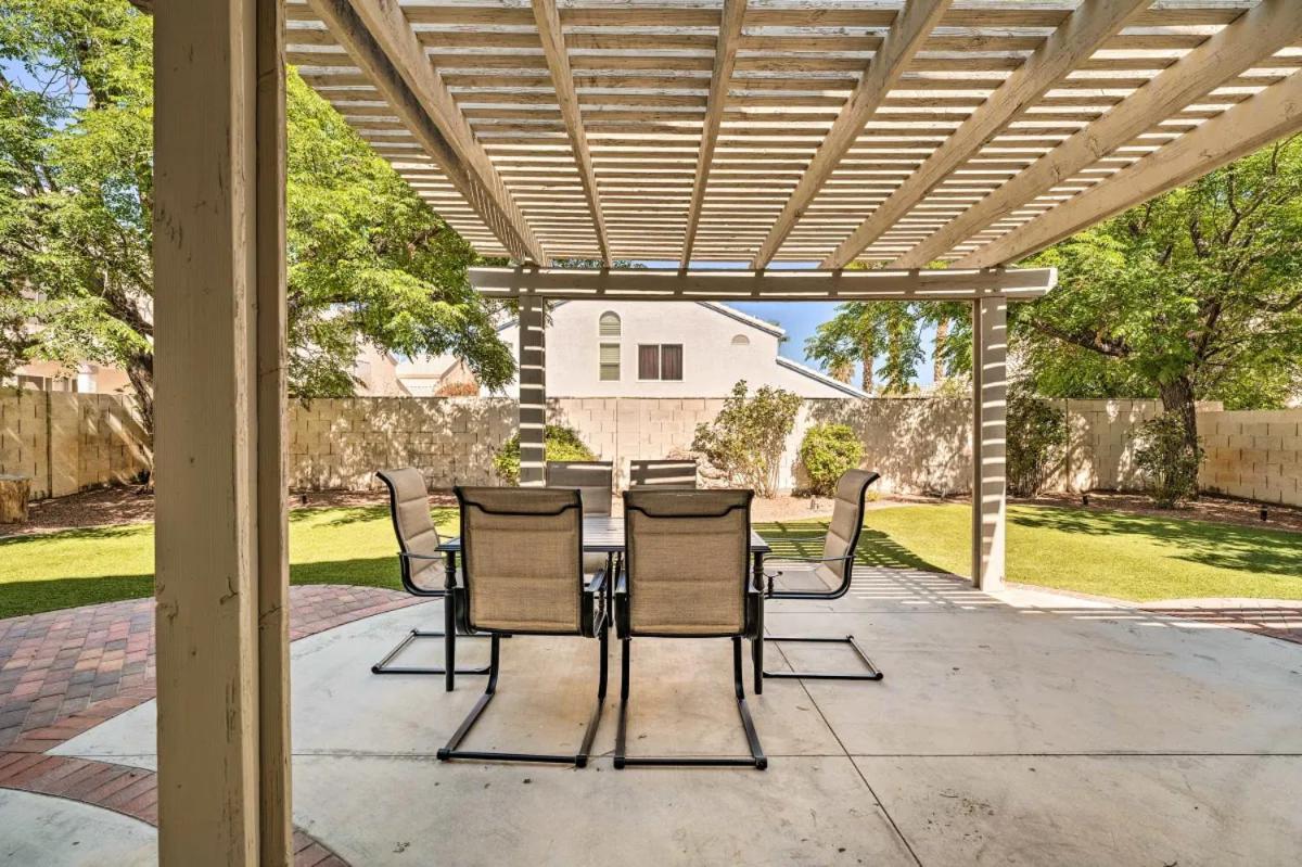 A Beautiful House With Hot Tub, Grill & Games! Villa Las Vegas Luaran gambar